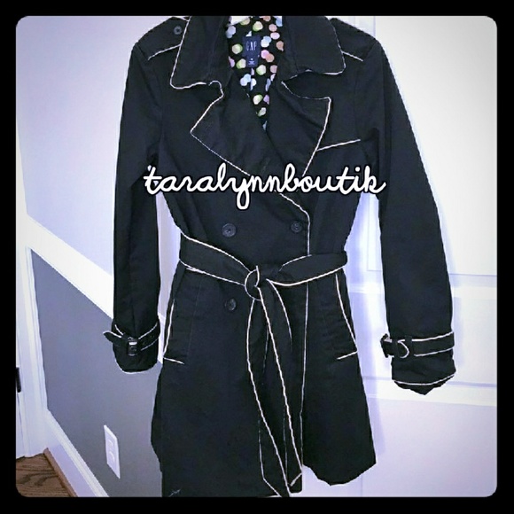 GAP Jackets & Blazers - 🌂GAP|Trench Coat🌂